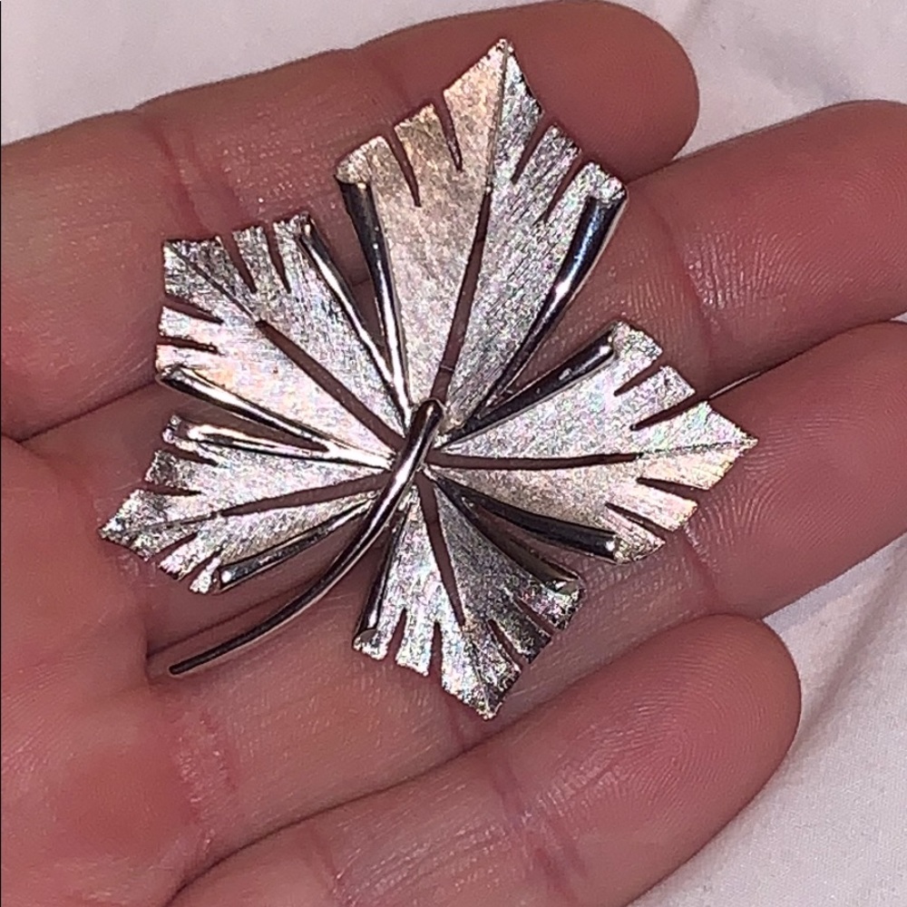 Vintage Crown Trifari Silver Tone Leaf Brooch